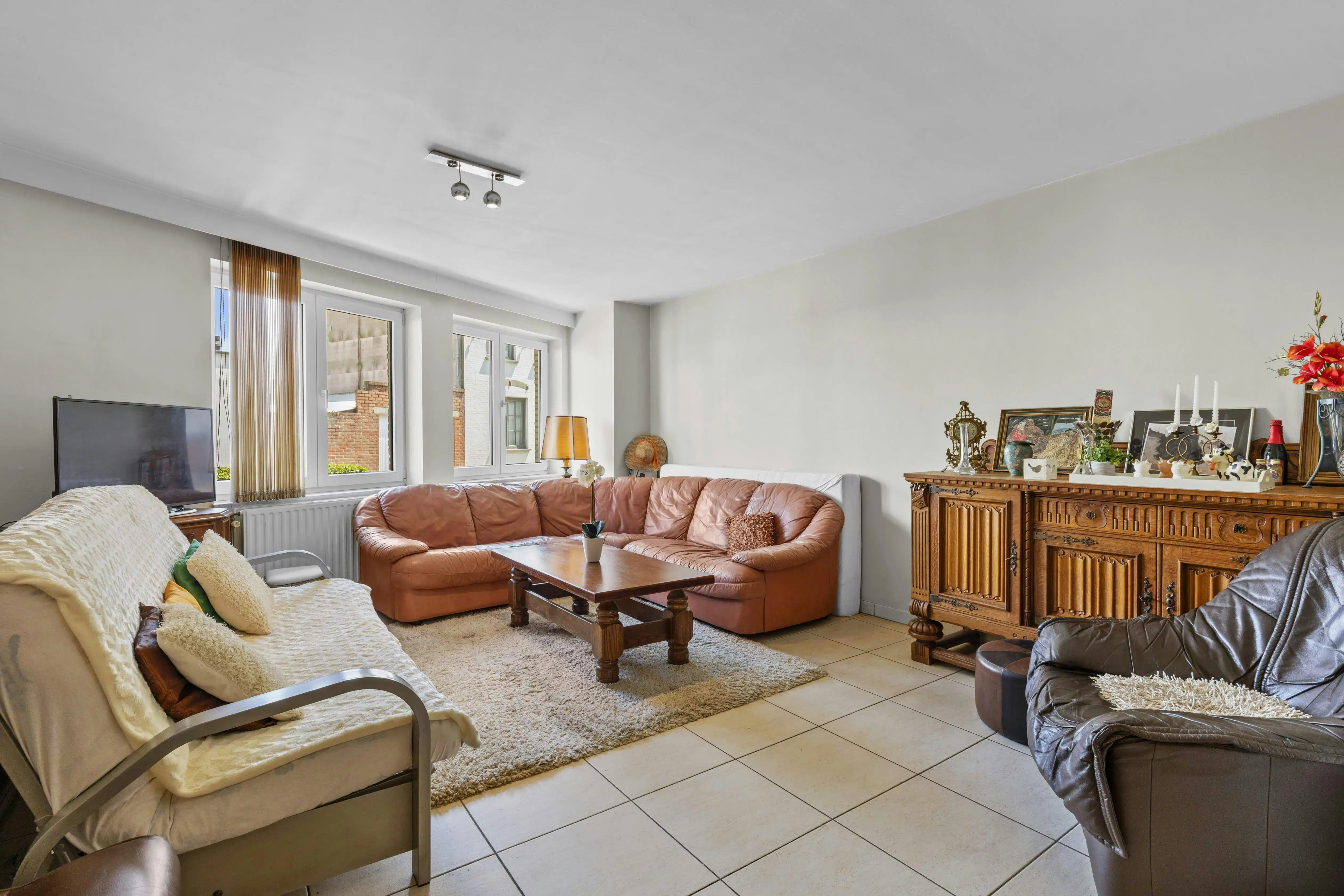 Ruim gelijkvloers appartement te koop in centrum Knokke foto 2