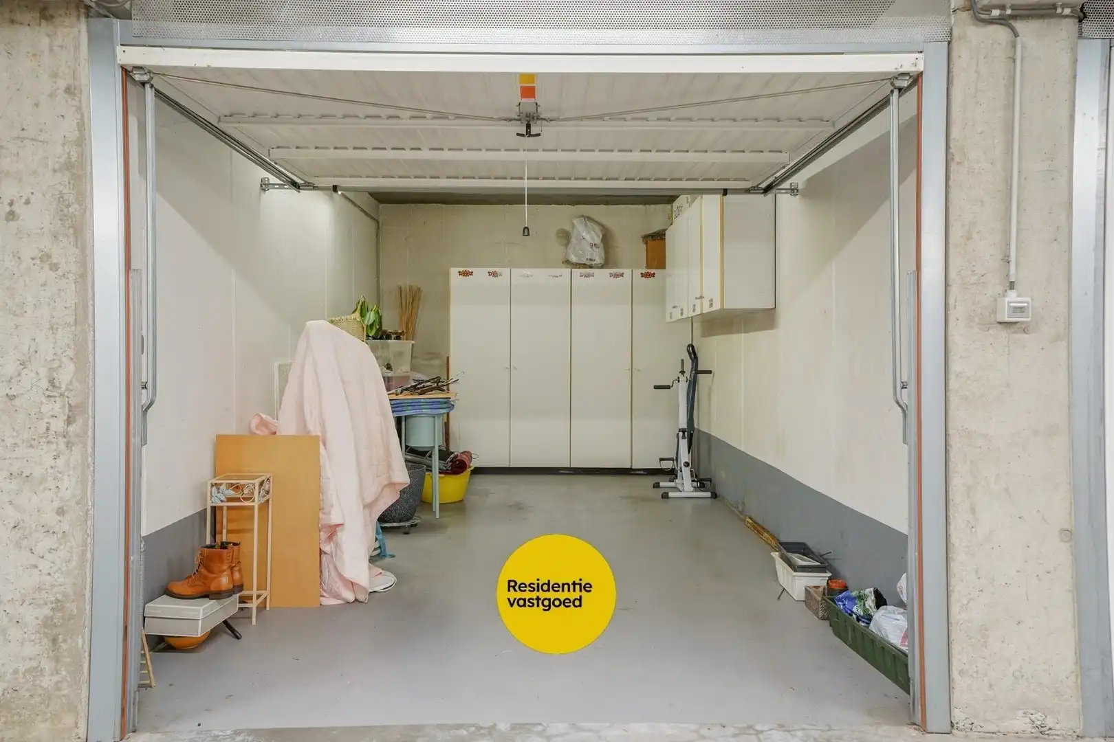 Instapklaar 2-slaapkamerappartement (89m² + 8m² terras) nabij de haven van Nieuwpoort. foto 12
