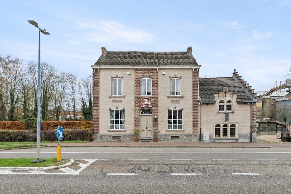 AUTHENTIEKE EIGENDOM MET KARAKTER, TUIN EN COMMERCIËLE MOGELIJKHEDEN foto 23