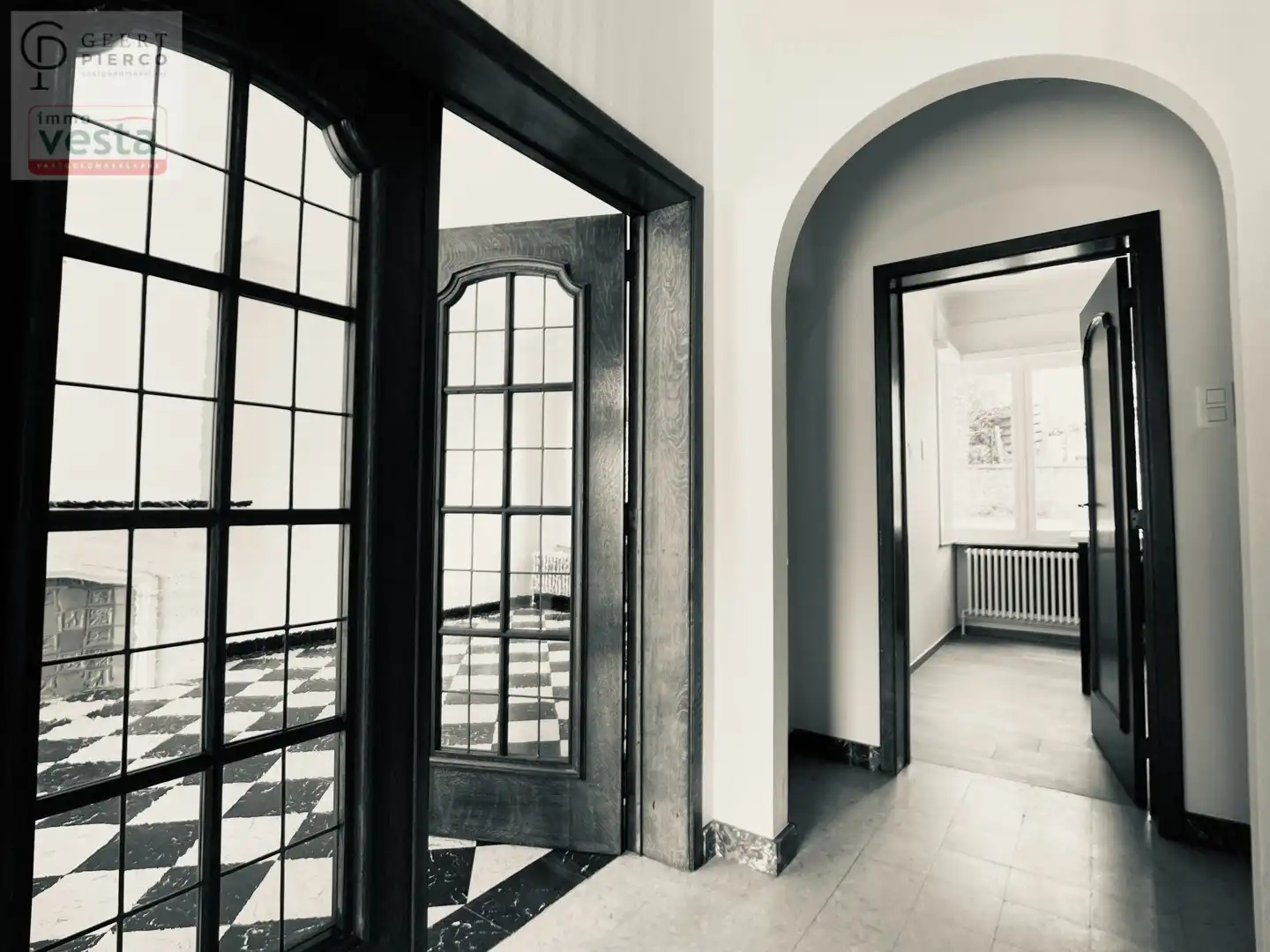 Prachtige gerenoveerde gezinswoning foto 3