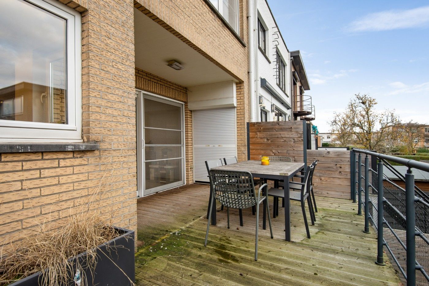 Ruime bel-etagewoning met 3 slpk, terras, tuin en inpandige garage foto 28