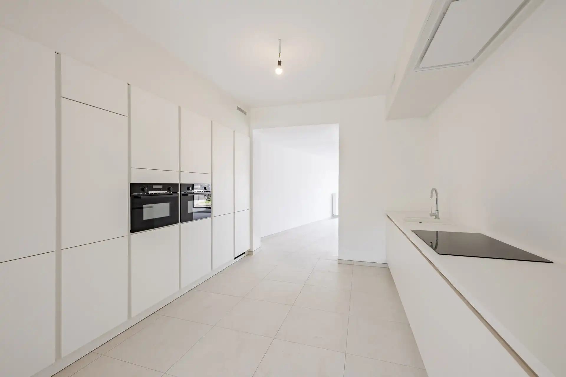 Instapklare, volledig gerenoveerde gezinswoning met 4 slaapkamers, garage en zonnige stadstuin foto 14