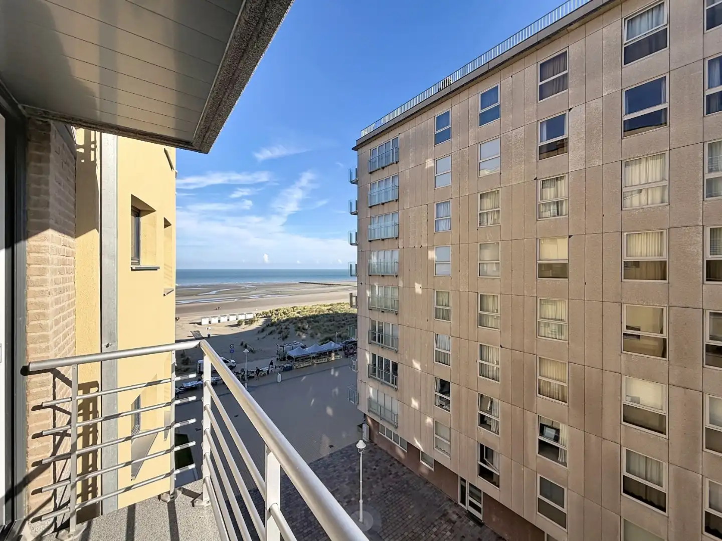 Instapklaar éénslaapkamerappartement met lateraal zeezicht te Nieuwpoort-Bad foto 5