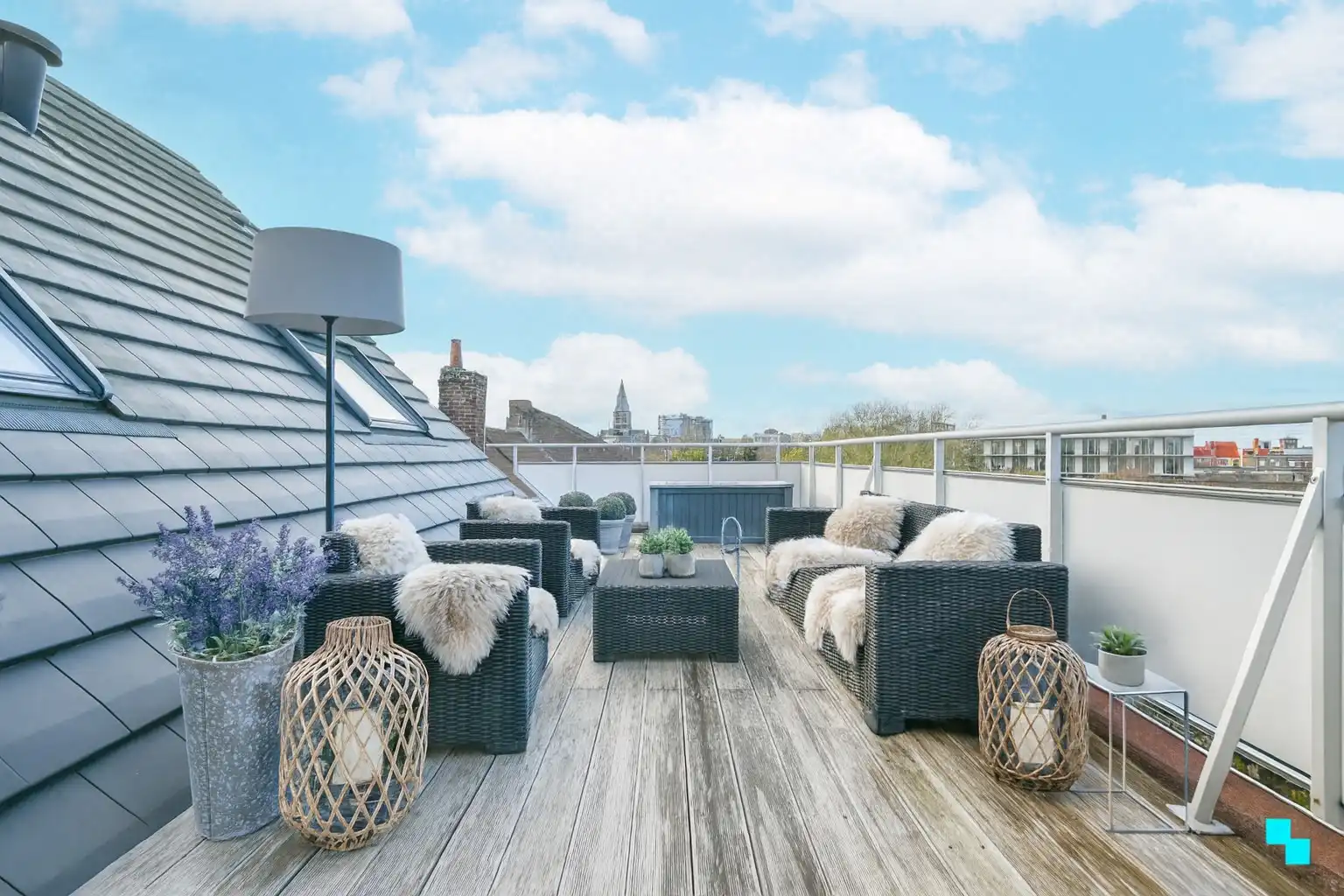 Riant, instapklaar appartement te Kortrijk foto 2