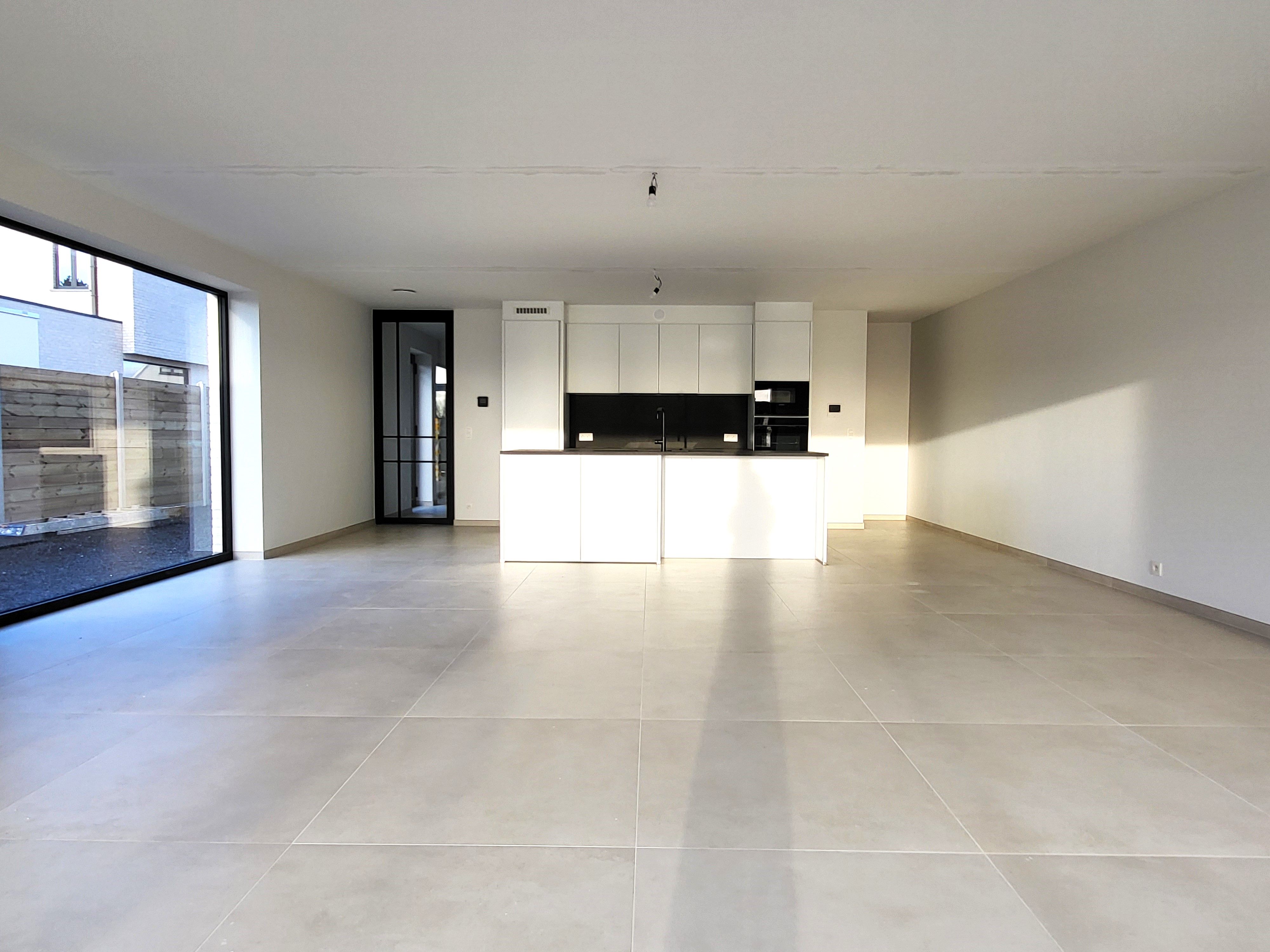 Woning 4 is een halfopen bebouwing  foto 12