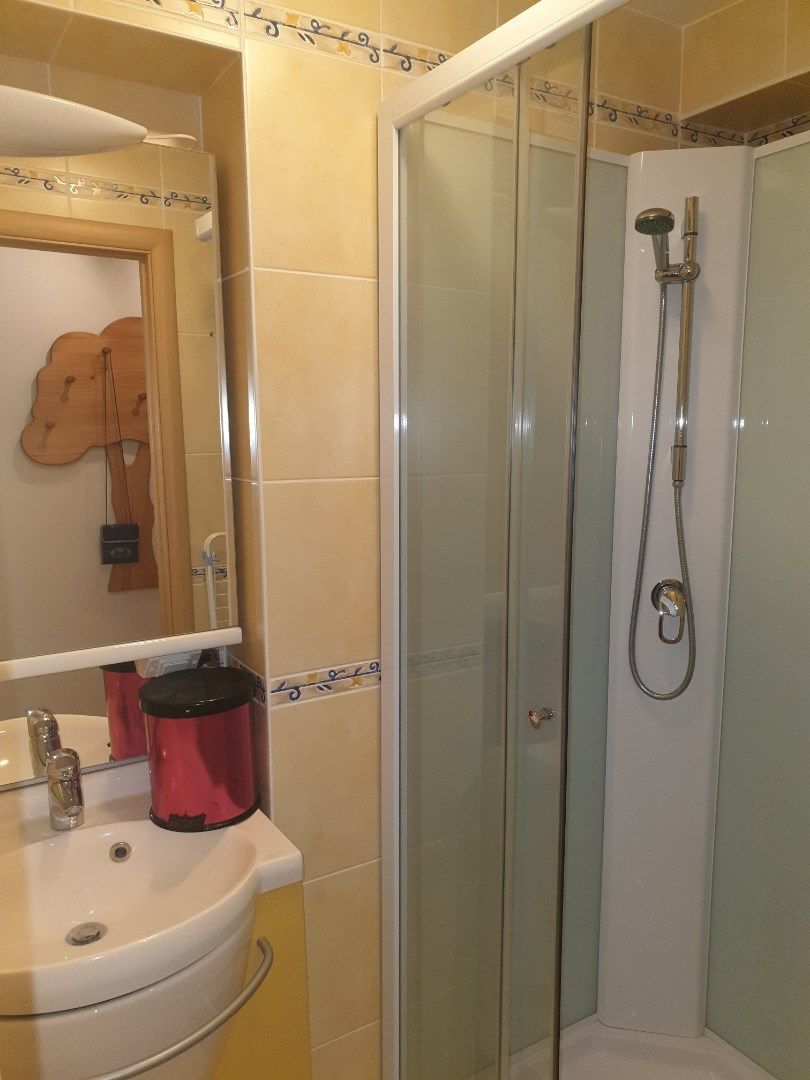 ZUIDGERICHT MODERN APPARTEMENT MET 2 SLAAPKAMERS OP EEN BOOGSCHEUT VAN DE ZEEDIJK GELEGEN foto 4