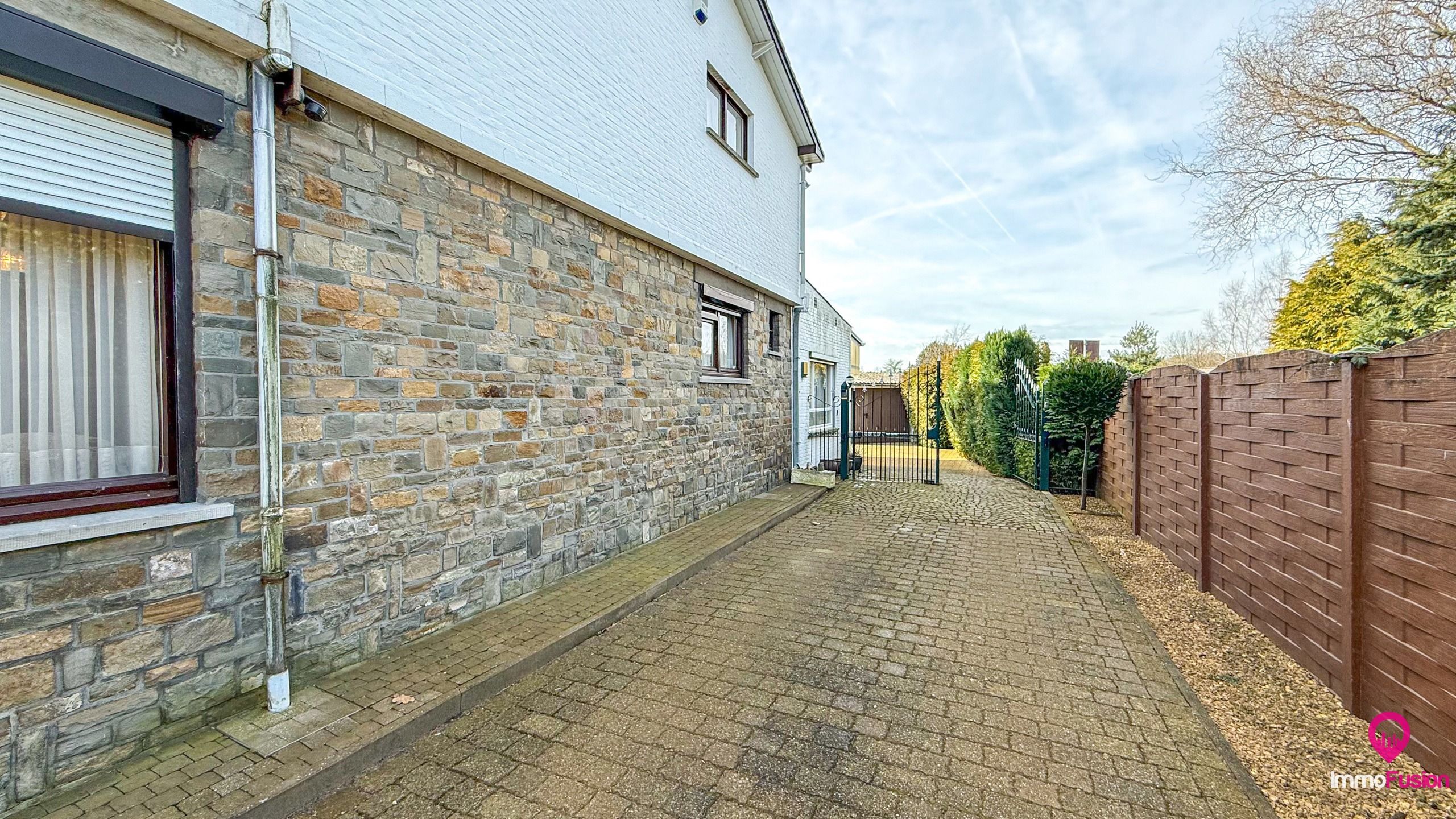 Rustig gelegen woning op groot perceel met 4 slpks te Boekt! foto 40