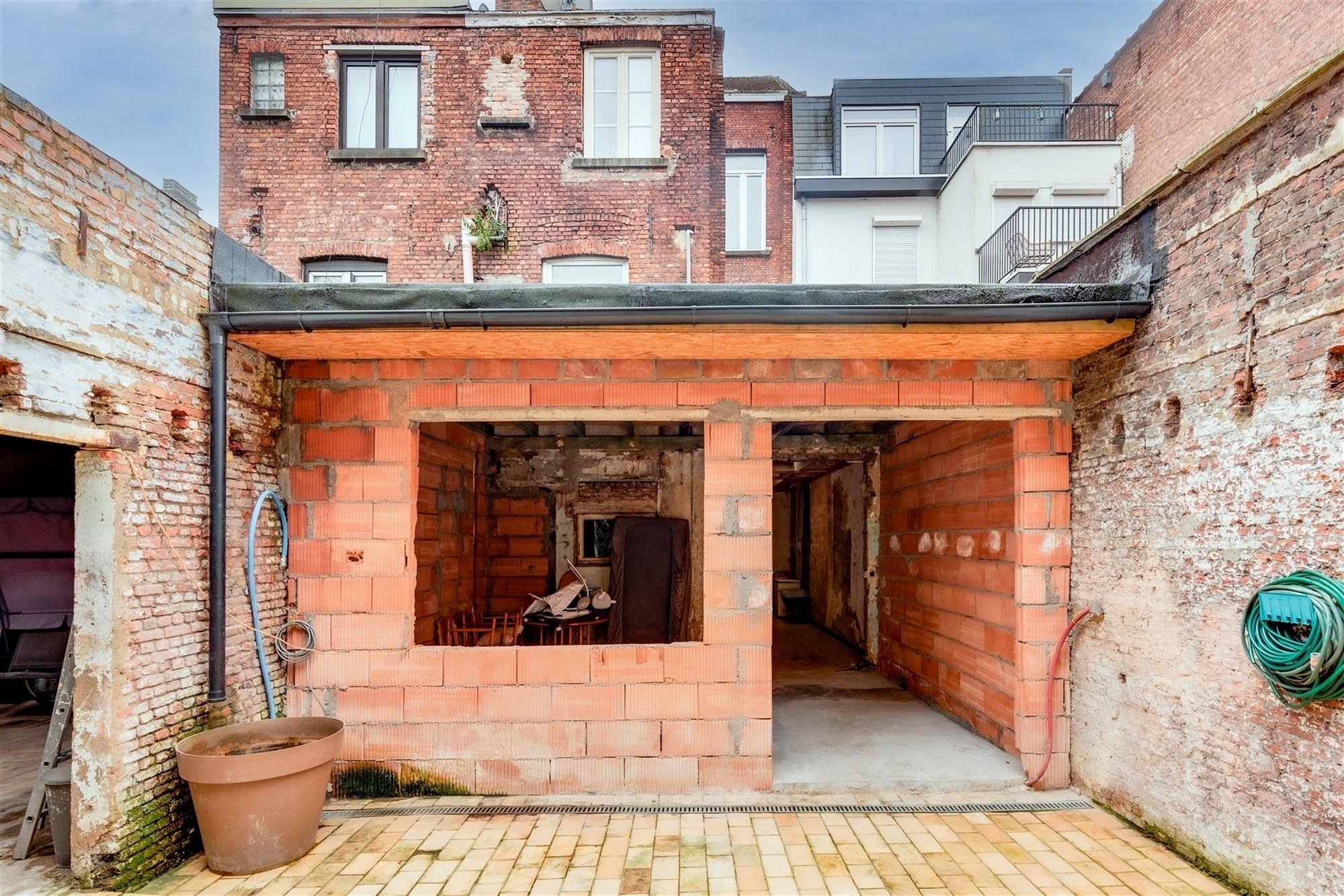 Ruime woning met 4/5 slpk en magazijn  foto 14