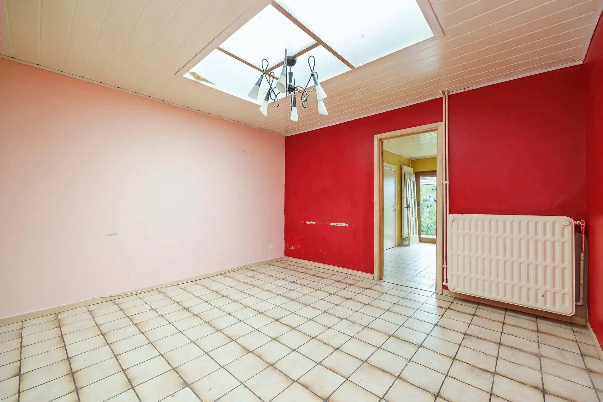 Te renoveren woning met 3 slaapkamers en buitenruimte in Antwerpen foto 4