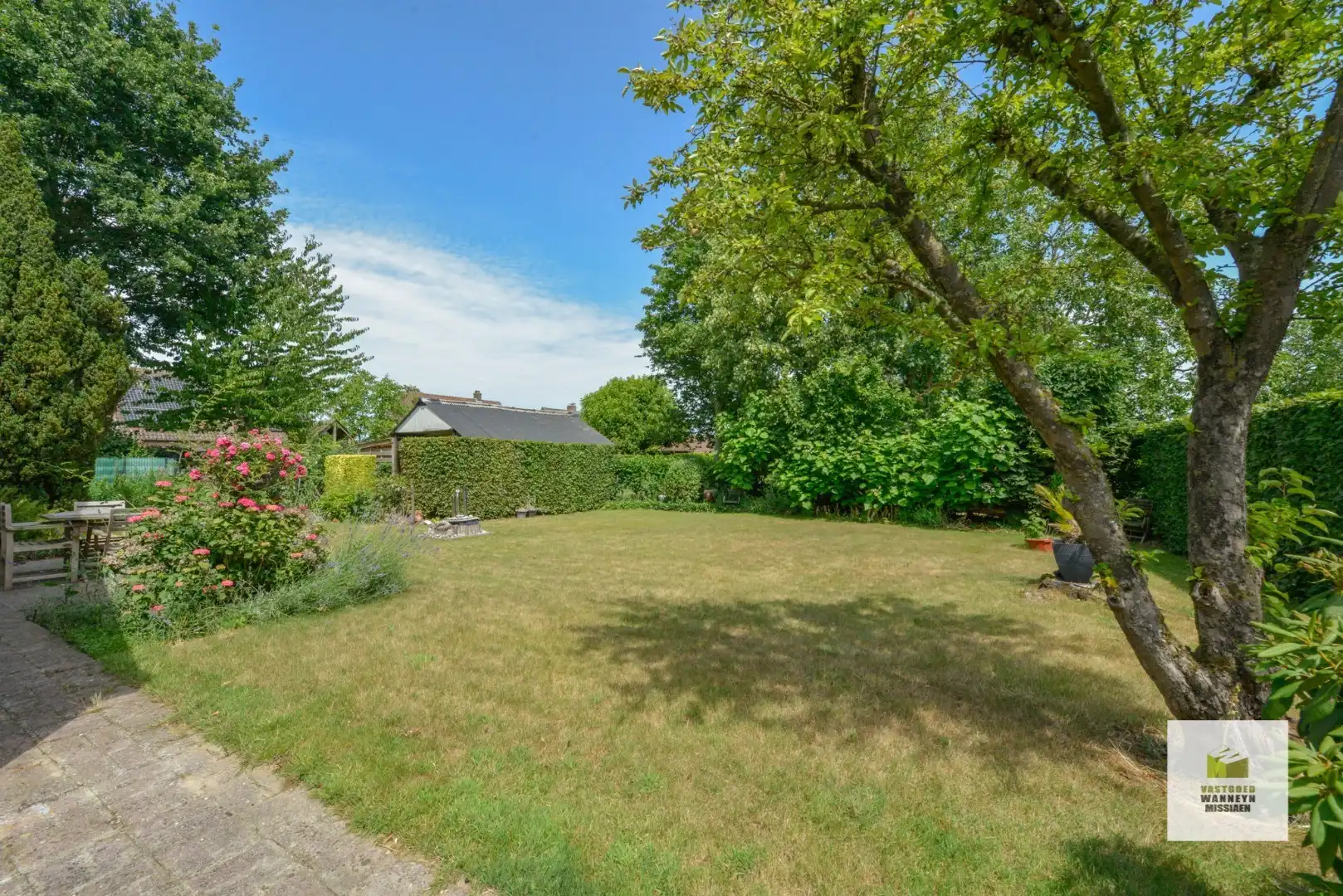 Vrijstaande woning op 700m2 met 3 slpk en zonnige tuin in woonwijk  foto 29