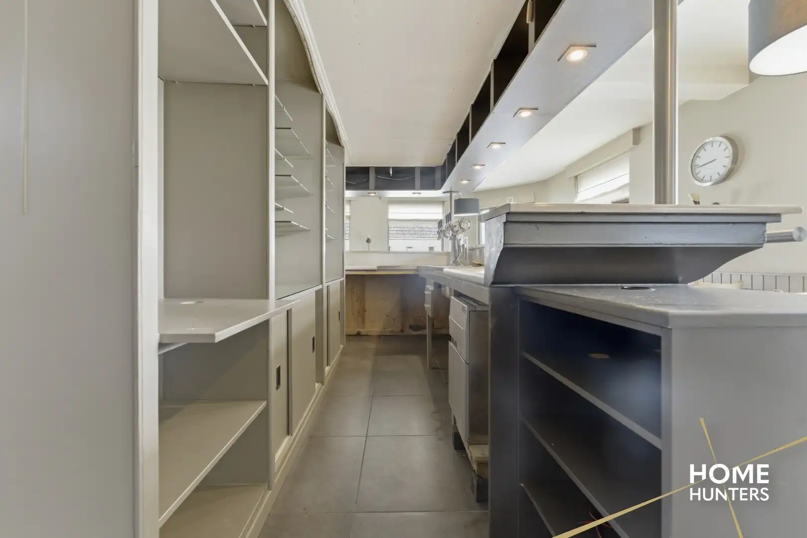 Unieke horecakans met enorme visibiliteit en potentieel – De Tommies, Dikkebusseweg 341 foto 7