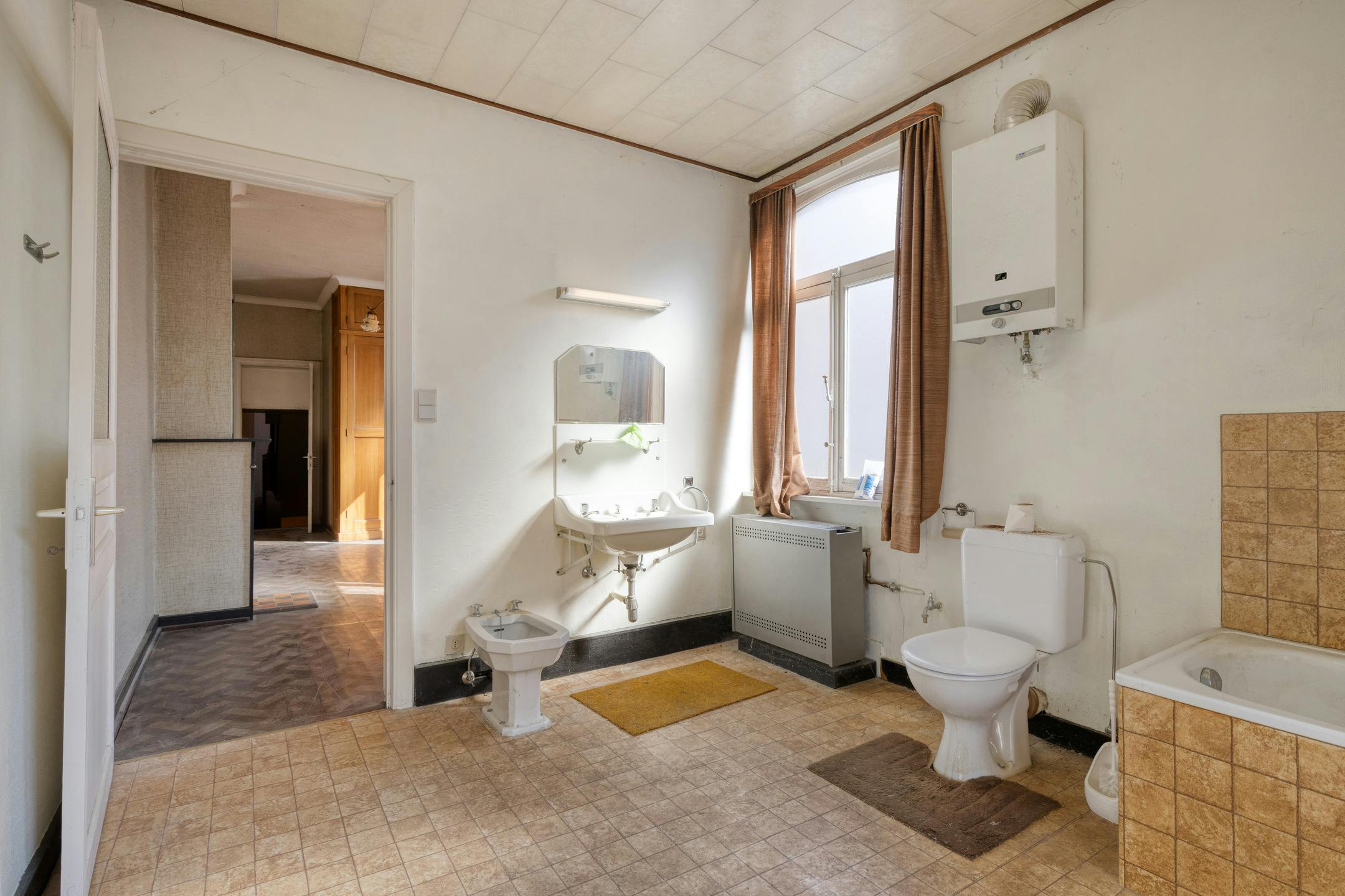 Authentieke stadswoning met renovatiepotentieel foto 11