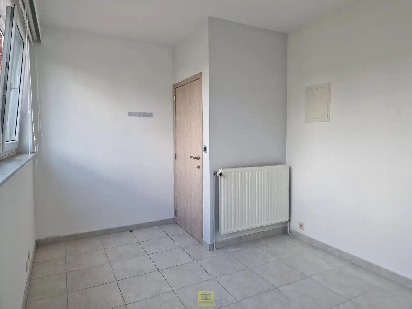 Aantrekkelijk 2-slaapkamerappartement rustig doch centraal gelegen. foto 16