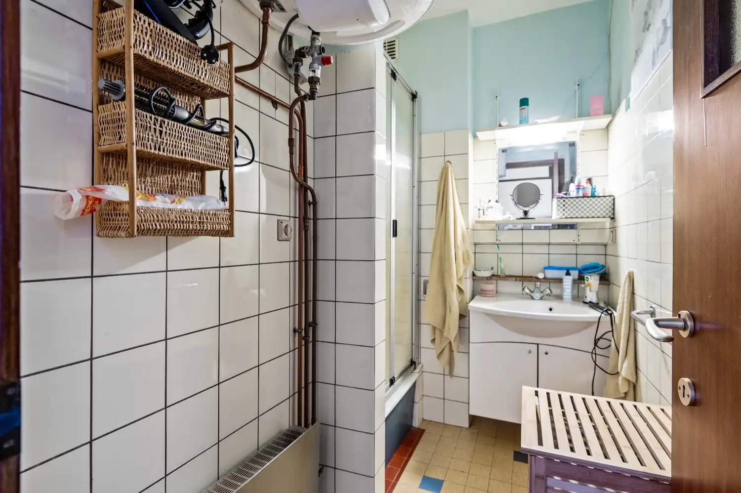 Op te frissen Appartement met 2 slaapkamers in rustige buurt. foto 11