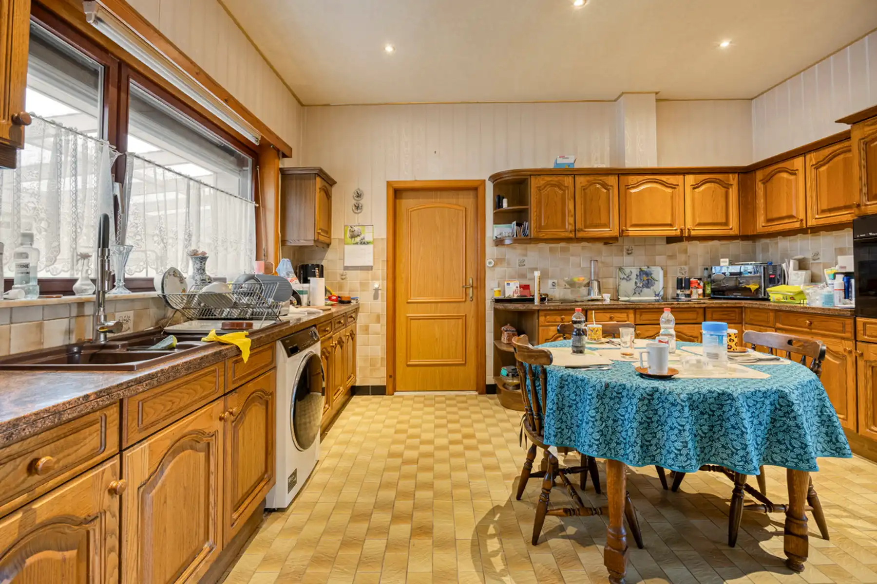 Karaktervol landhuis op uitzonderlijk perceel van 4.550 m² foto 9