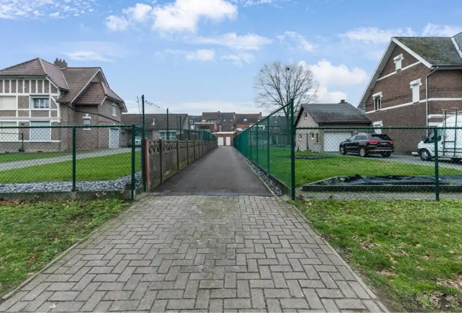 Modern duplex appartement te huur in het centrum van Maasmechelen foto 18