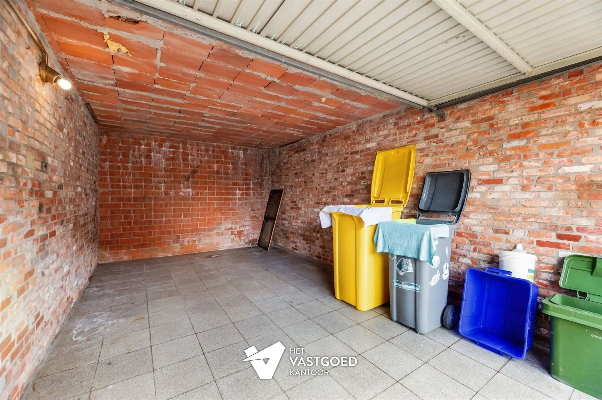INSTAPKLAAR APPARTEMENT MET GARAGE (GEEN GEMEENSCHAPPELIJKE KOSTEN!) foto 16