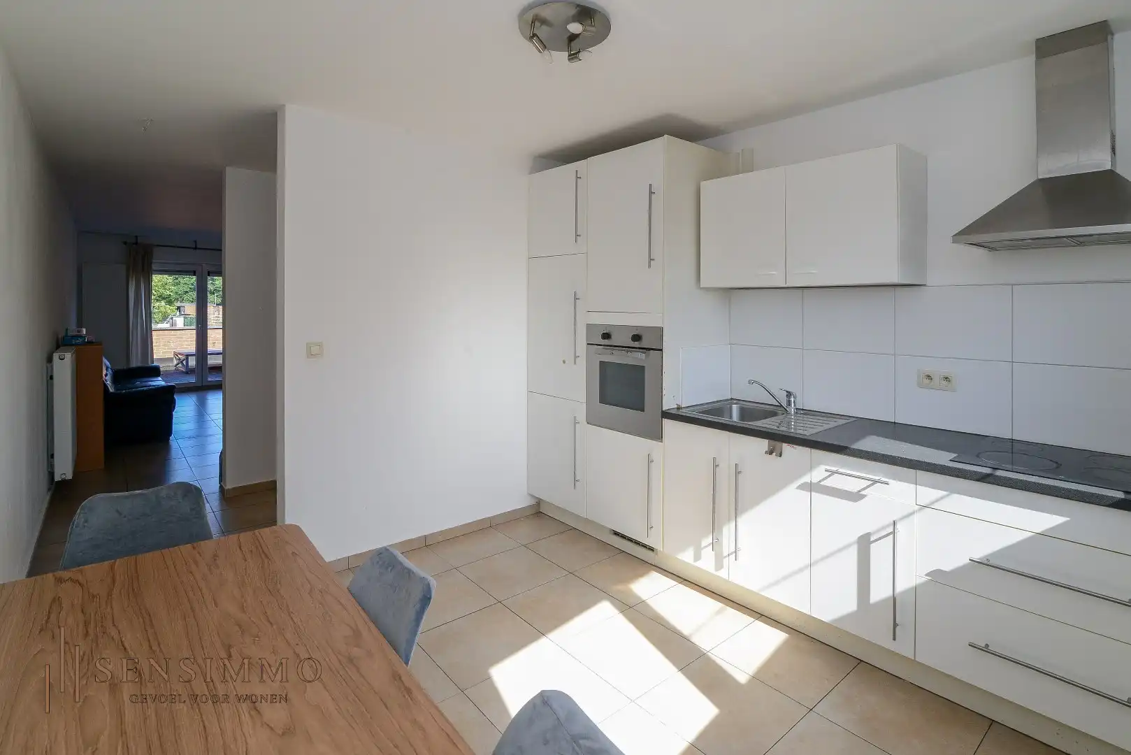 Ruim duplex met 2 slaapkamers, ruim terras en autostaanplaats  foto 6