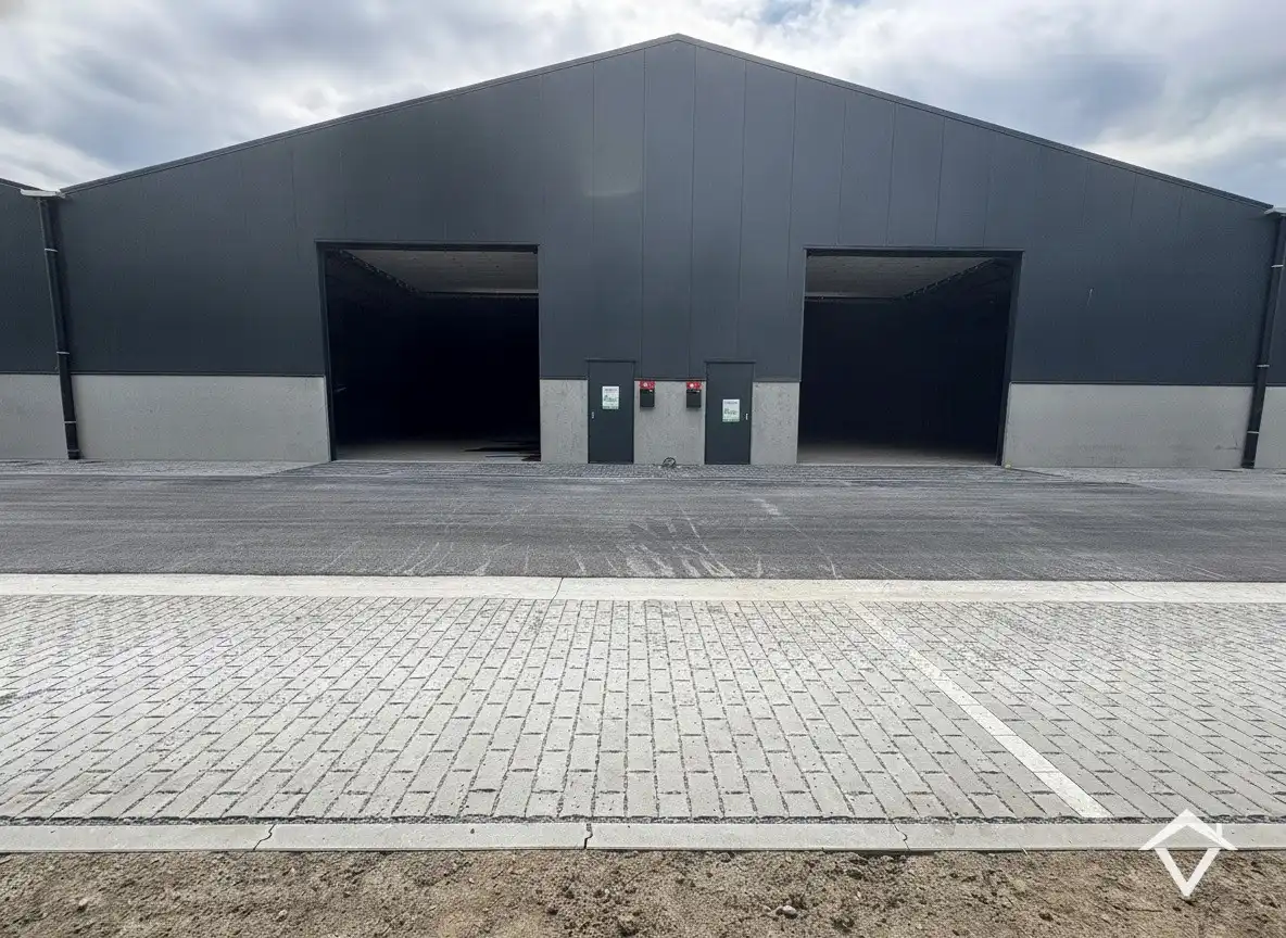 Te koop: Nieuwe KMO-units in Kortemark  foto 5