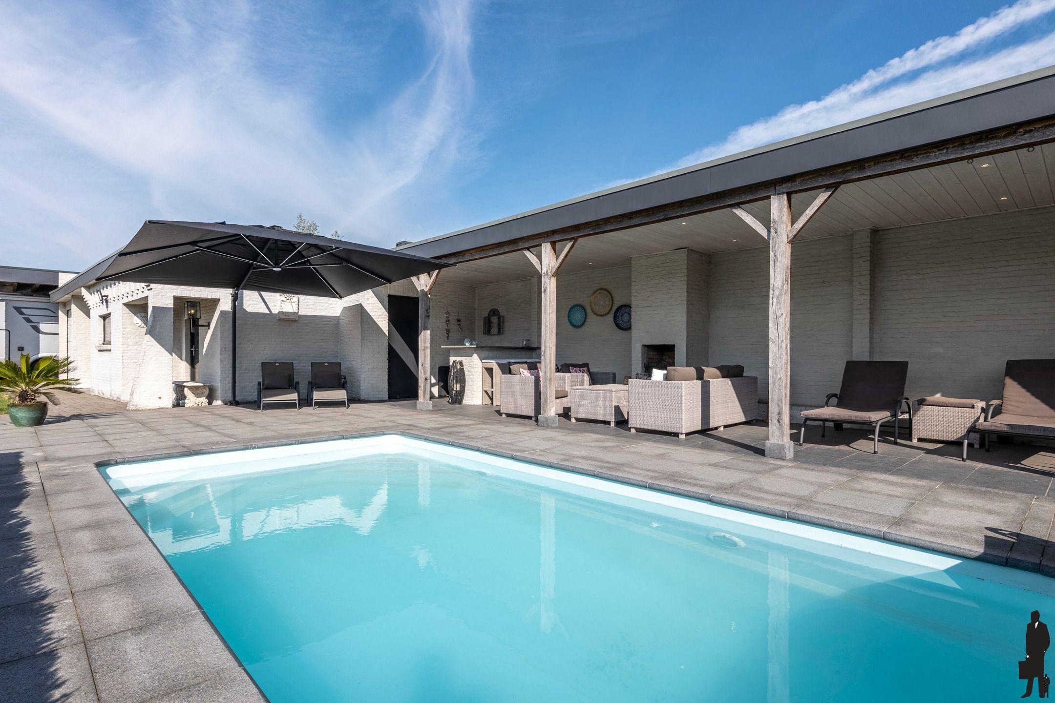 Luxe villa met zwembad op een perceel van c. 1.550m² te Poppel foto 22