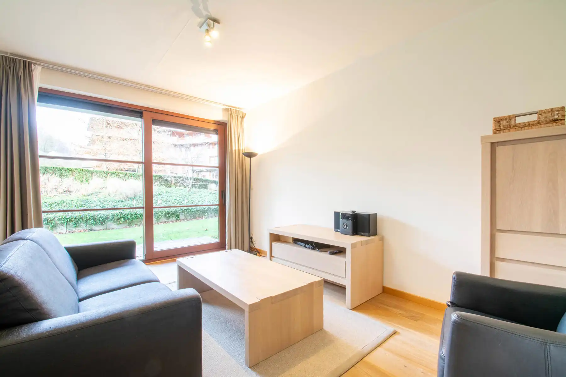 LICHTRIJK - Gemeubeld appartement 3 slpk. met TUIN foto 4