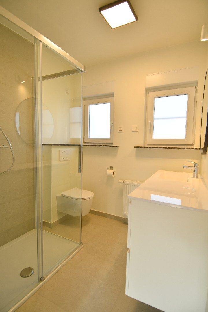 Volledig gerenoveerde woning met tuin en 3 slaapkamers foto 9