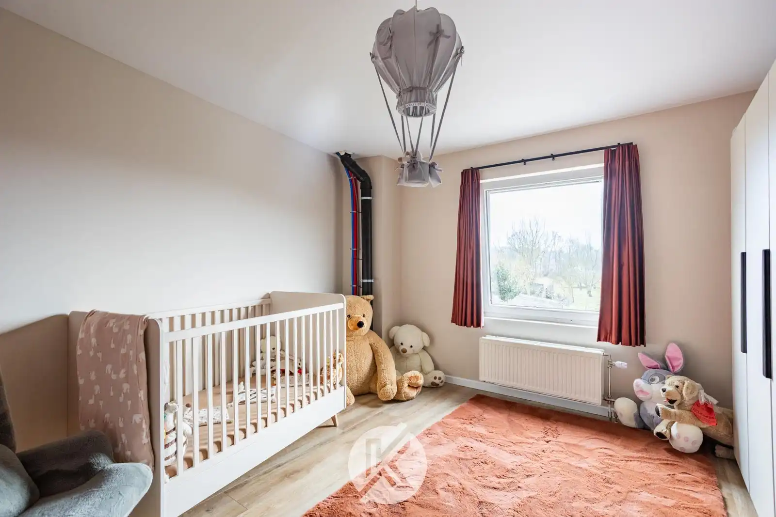 Centraal gelegen woning op een perceel van 10 are foto 14