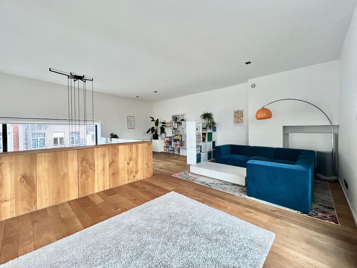 Een unieke woonst op gegeerde locatie met 4 slpk en 2 badk foto 2