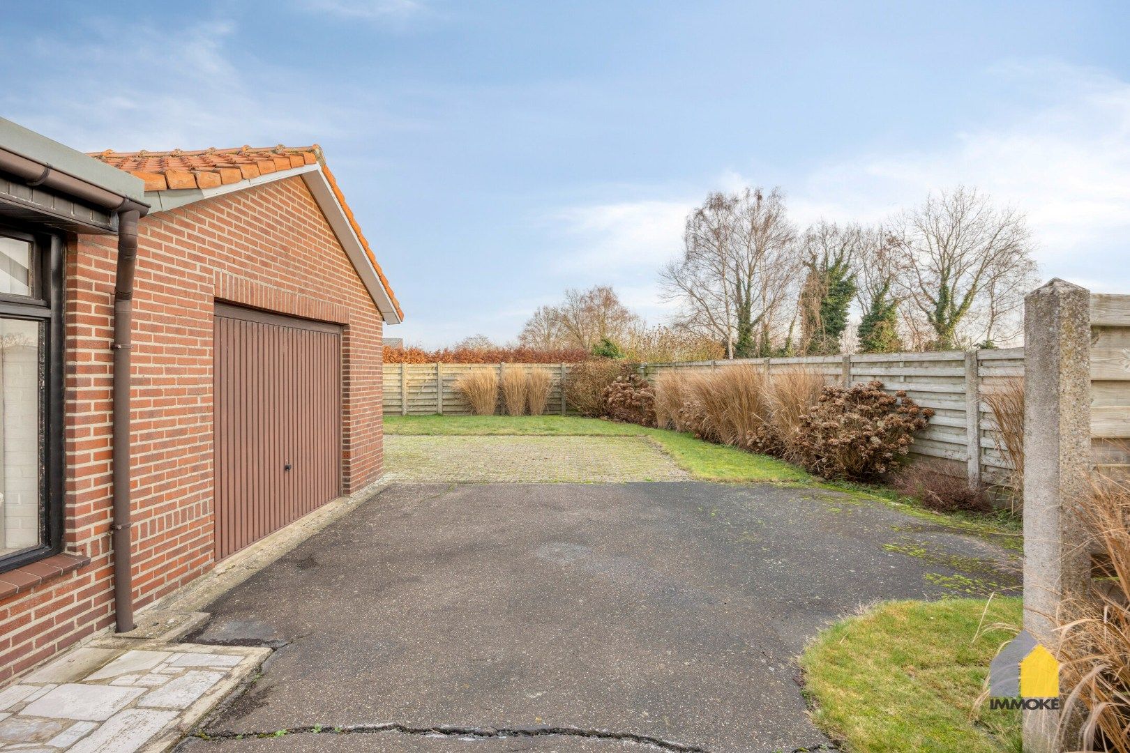 Op te frissen woning met 4 slpks op ruim perceel van 9 a 78 ca. foto 27