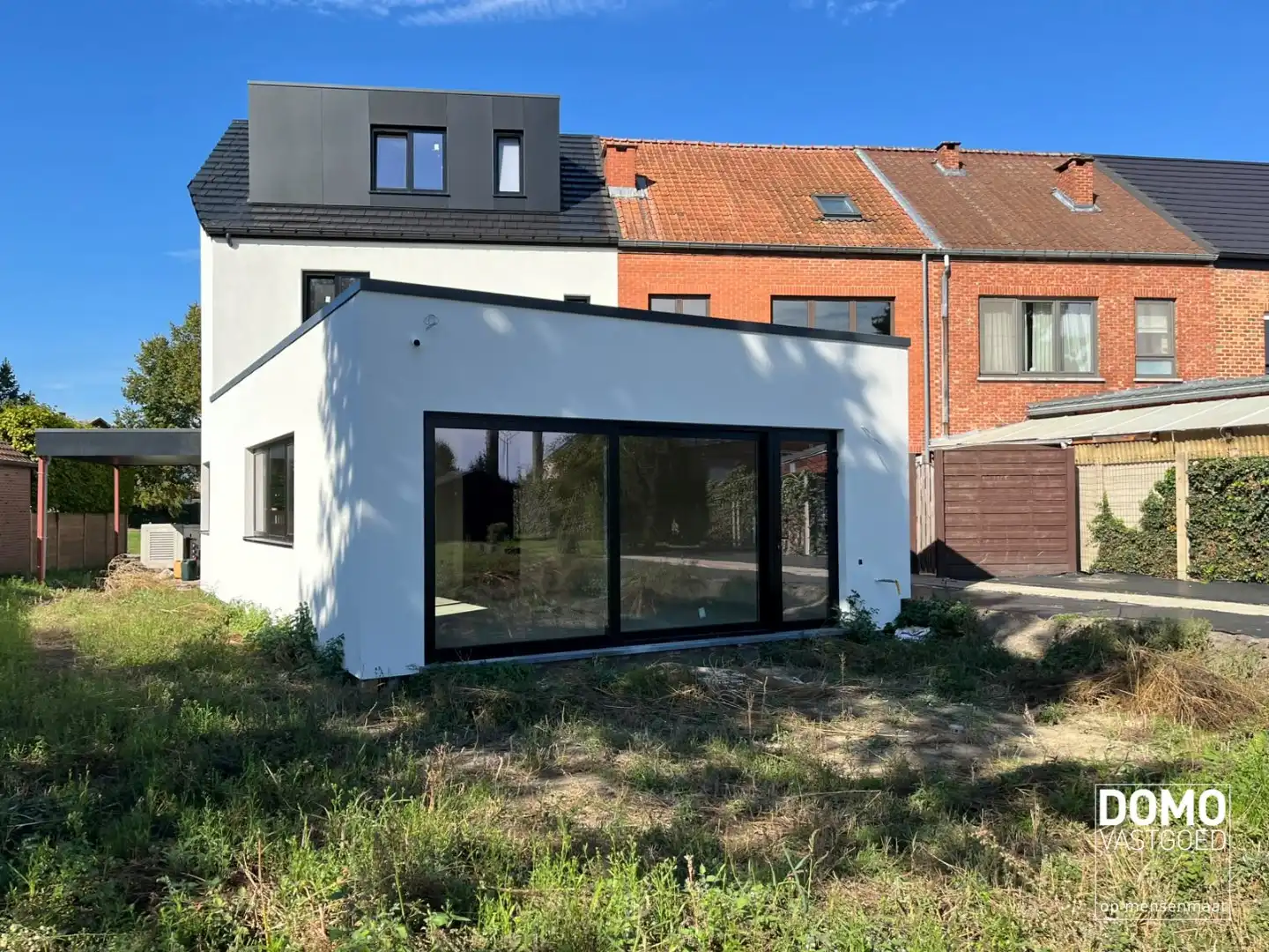 GELIJKVLOERS NIEUWBOUWAPPARTEMENT MET TUIN IN HASSELT foto 4