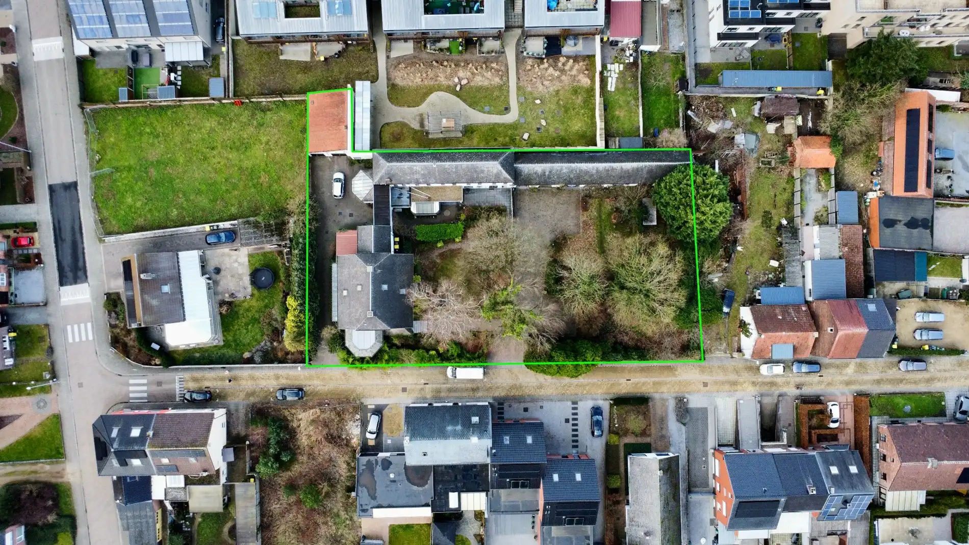 Uniek vastgoed met potentieel in hartje Averbode foto {{pictureIndex}}