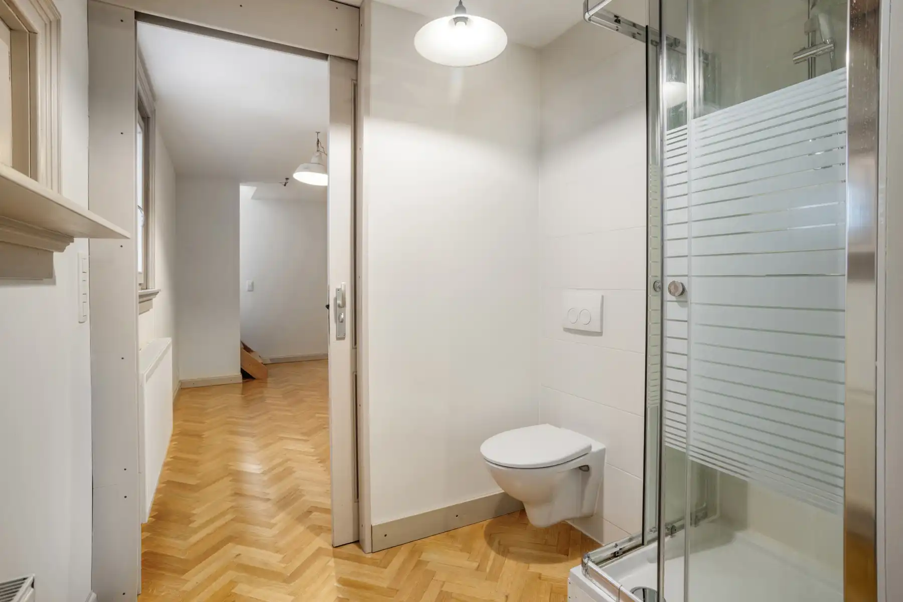 Instapklaar appartement op gegeerde locatie nabij het KMSKA. foto 9