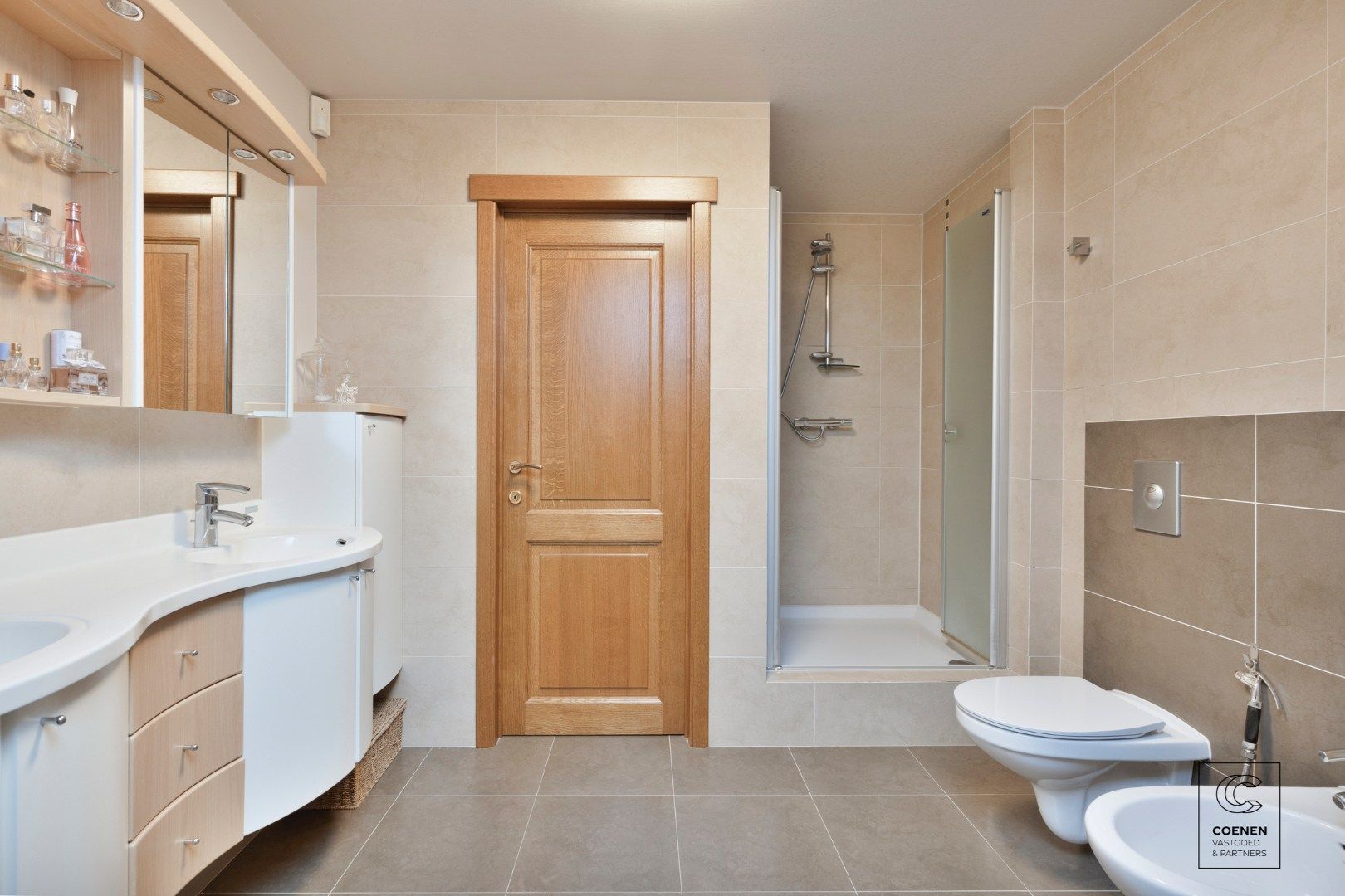 Instapklare gezinswoning met 4 à 5 slaapkamers op een rustige ligging te Oostmalle! foto 16