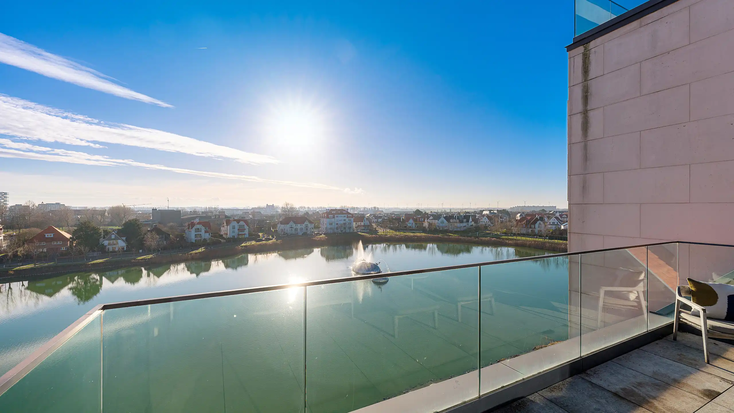 Luxueus appartement met frontaal zicht op het Zegemeer. foto 6