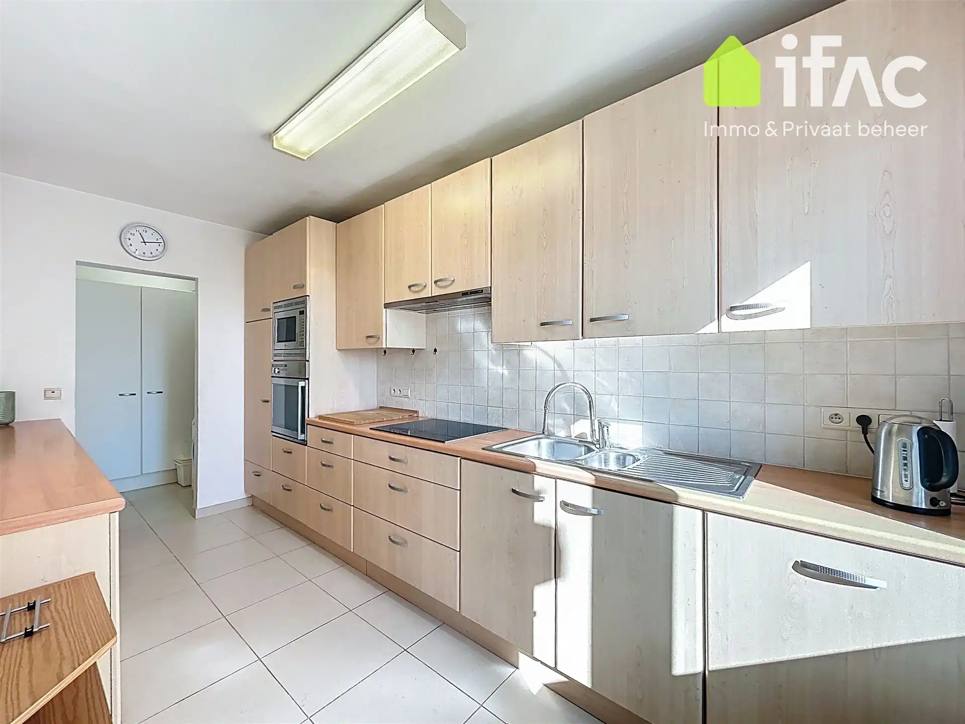 Ruim appartement met 3 slaap-, 2 badkamers en garagebox  foto 12