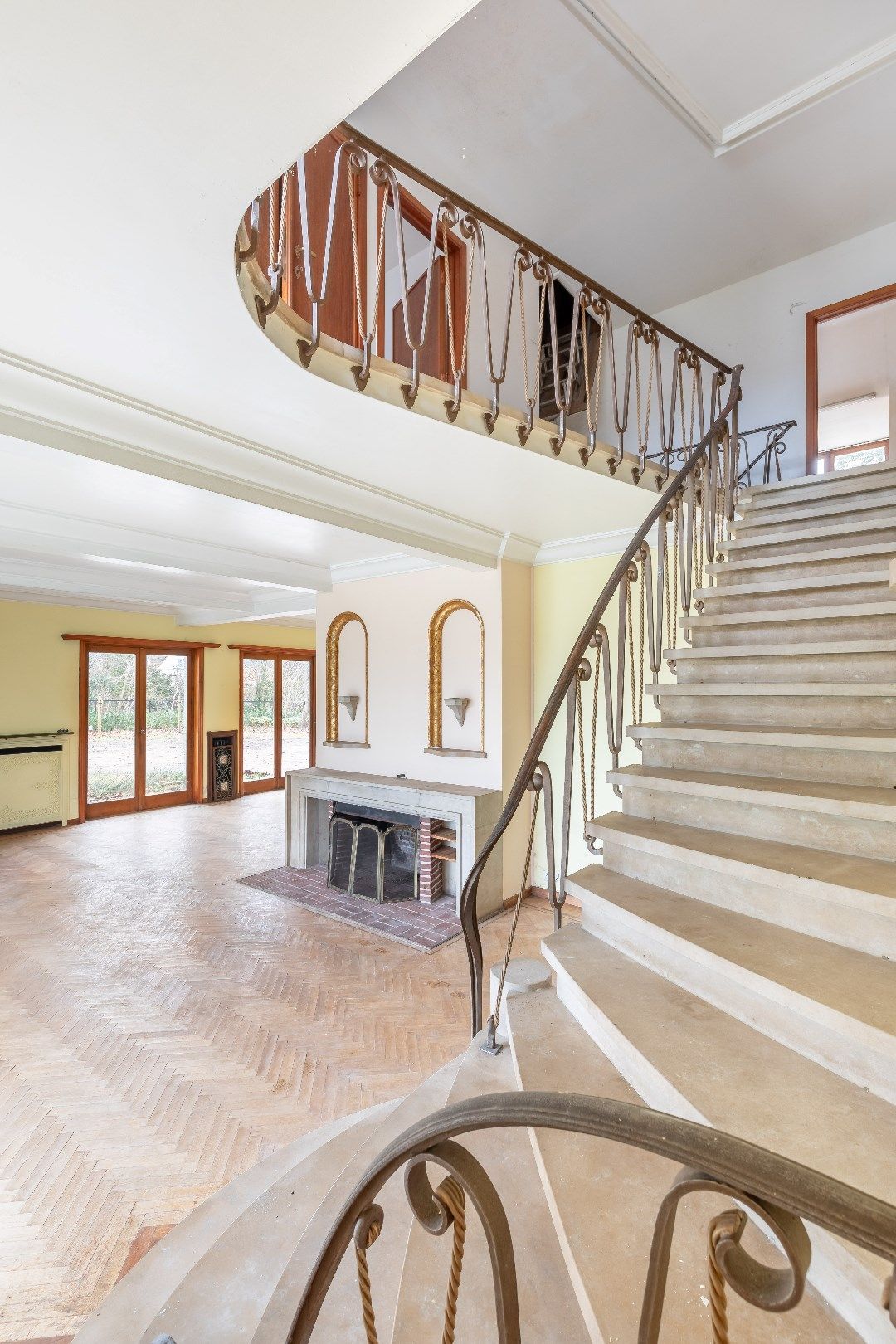 Karaktervolle villa op toplocatie! foto 5