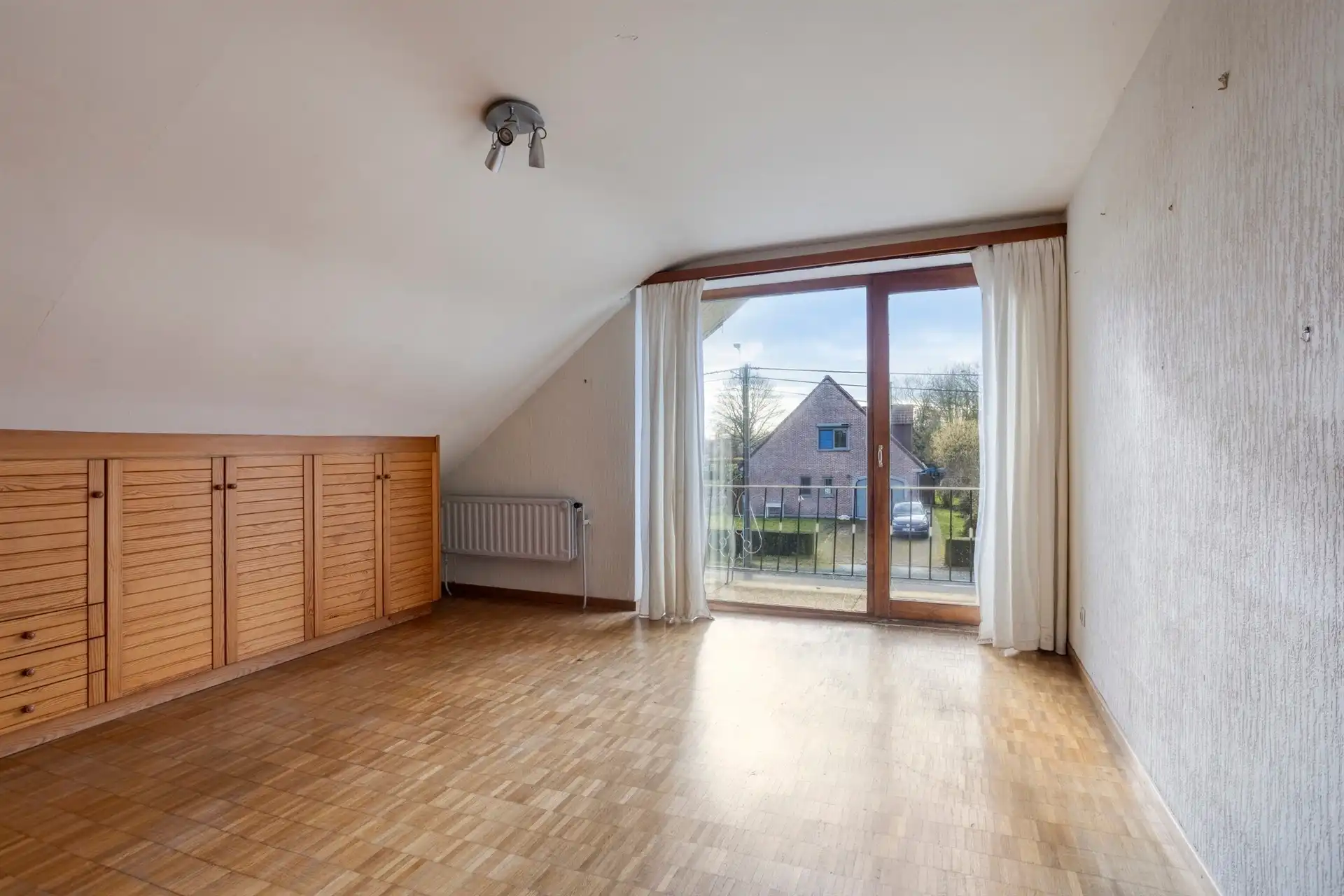 Te renoveren villa op topligging foto 19