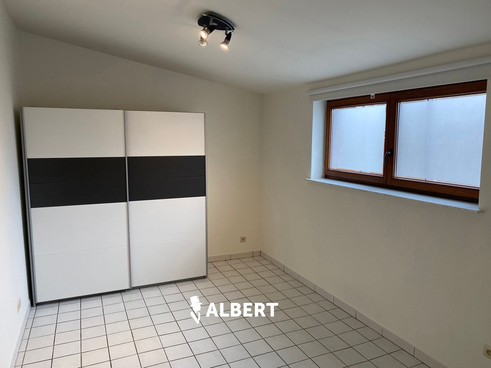 Gelijkvloers appartement met carport op perceel van 775m²! foto 6