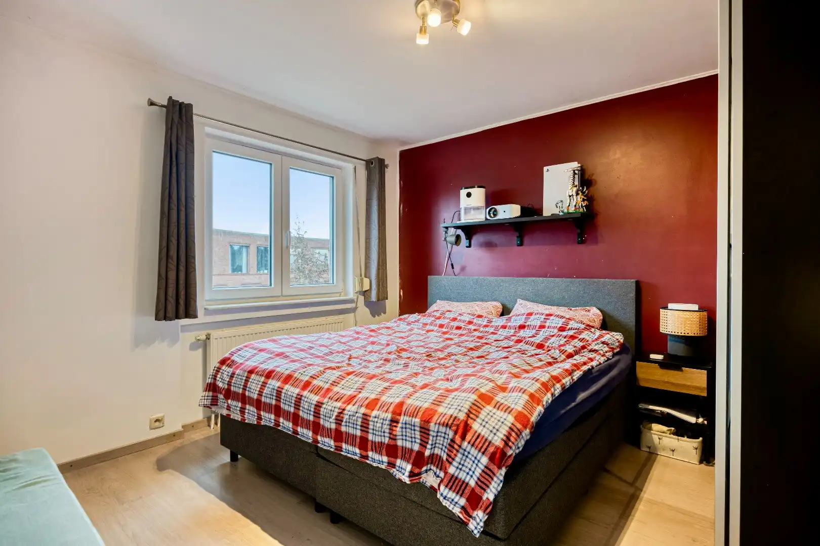 Instapklare woning te koop met 3 slpk, garage en tuin. foto 11