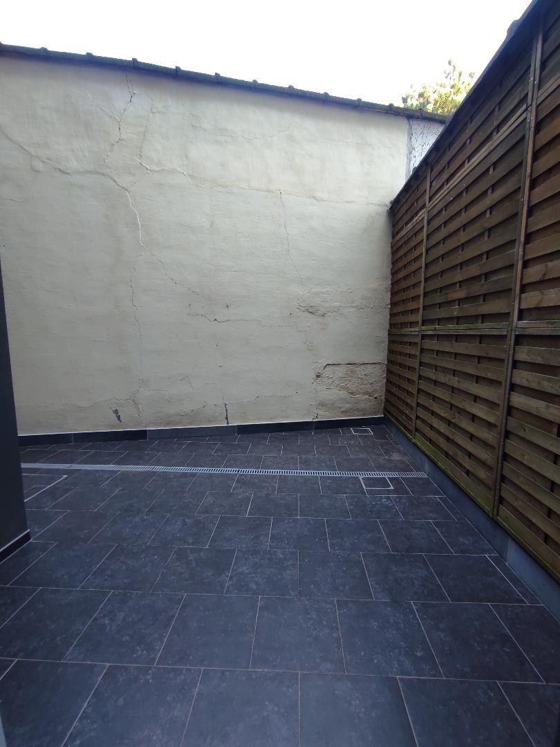 Lichtrijk duplex appartement in gerenoveerde burgerwoning  foto 7