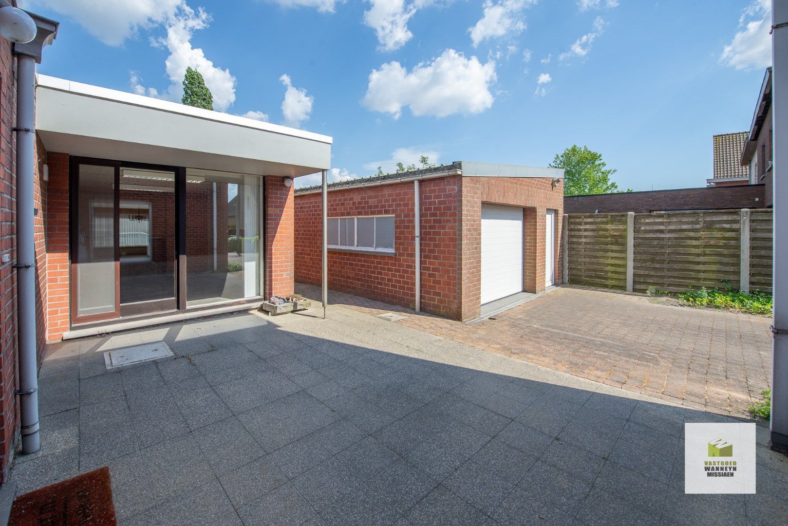 Ruime half open bebouwing met 5 slpk, tuin, terras en garage in centrum Wingene foto 27