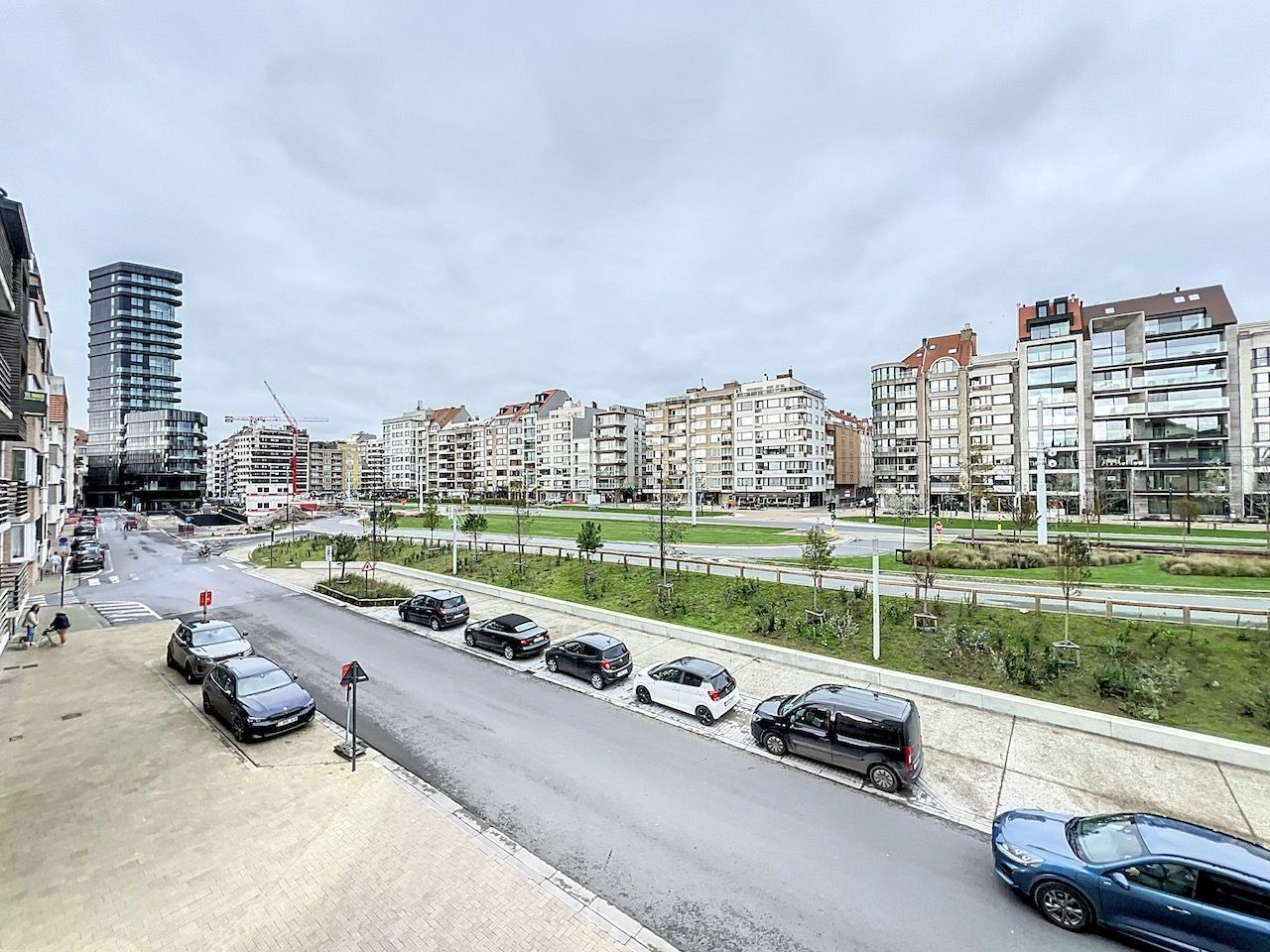 Lichtrijk, instapklaar hoekappartement met open zicht foto 8