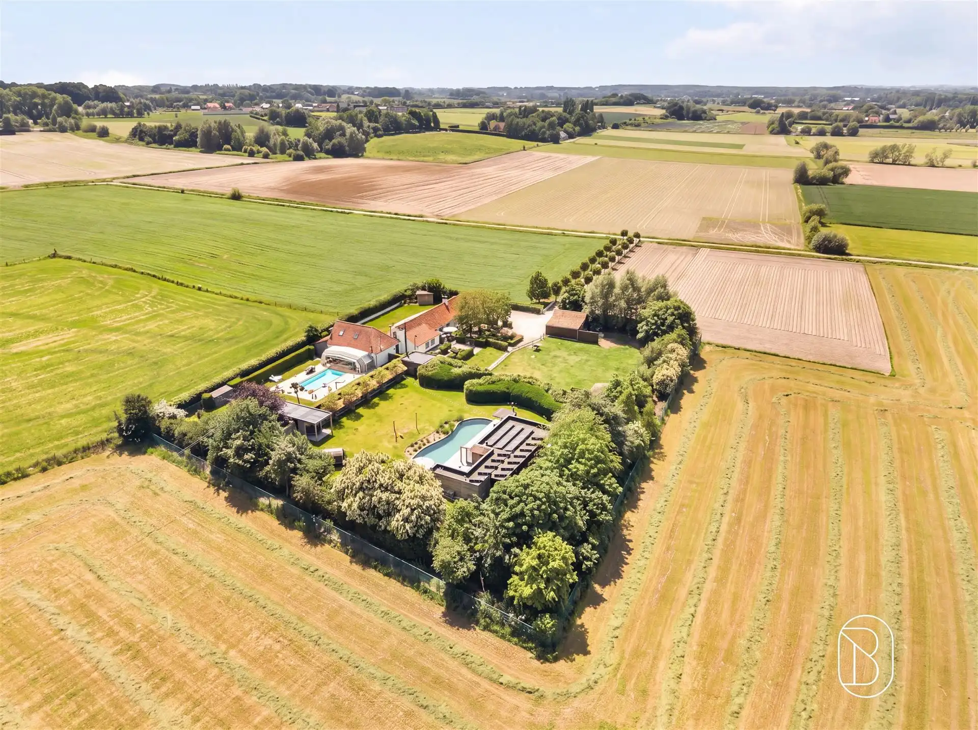 Unieke eigendom op een uitzonderlijke locatie foto 2