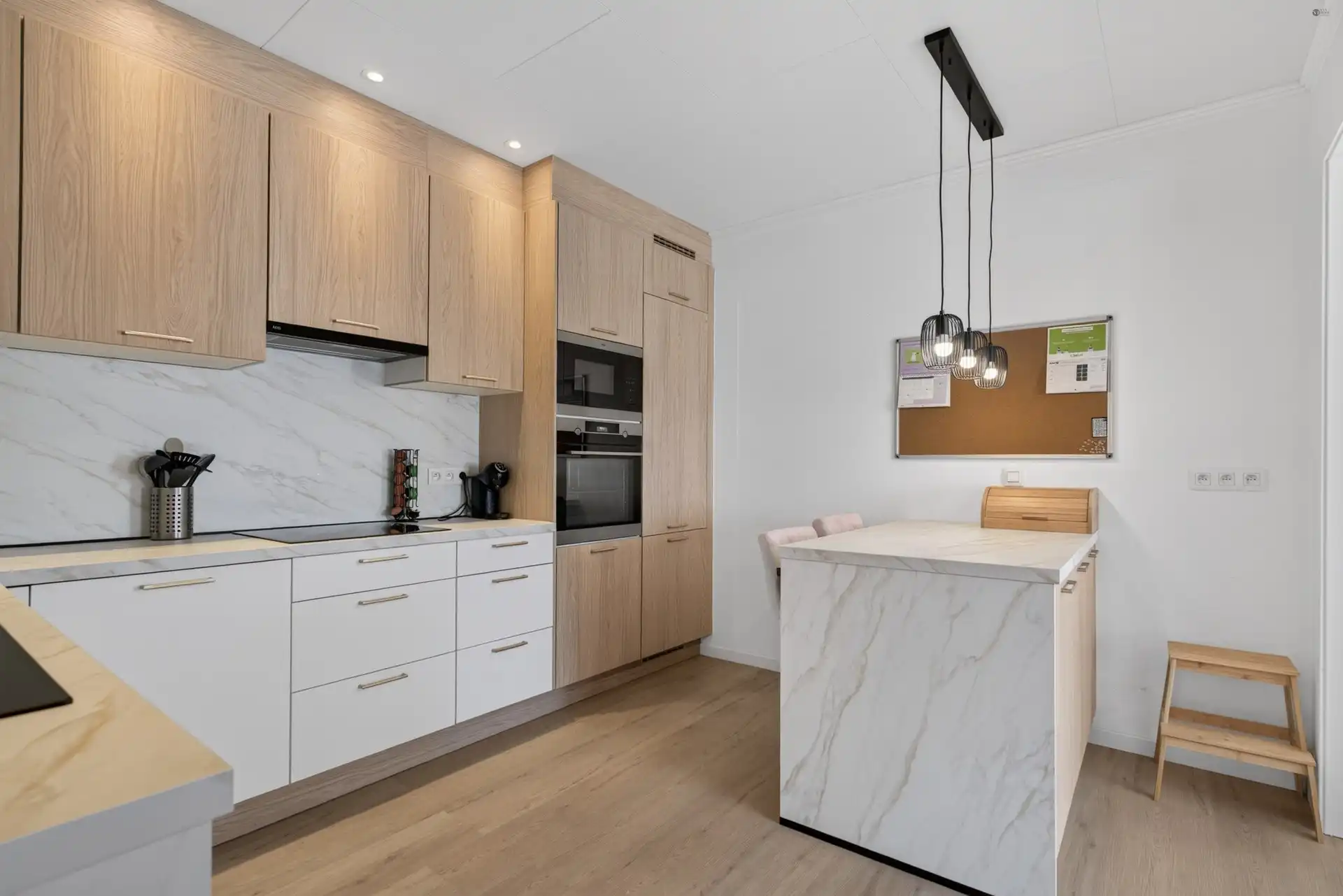 Gerenoveerde bungalow met top uitzicht foto 8