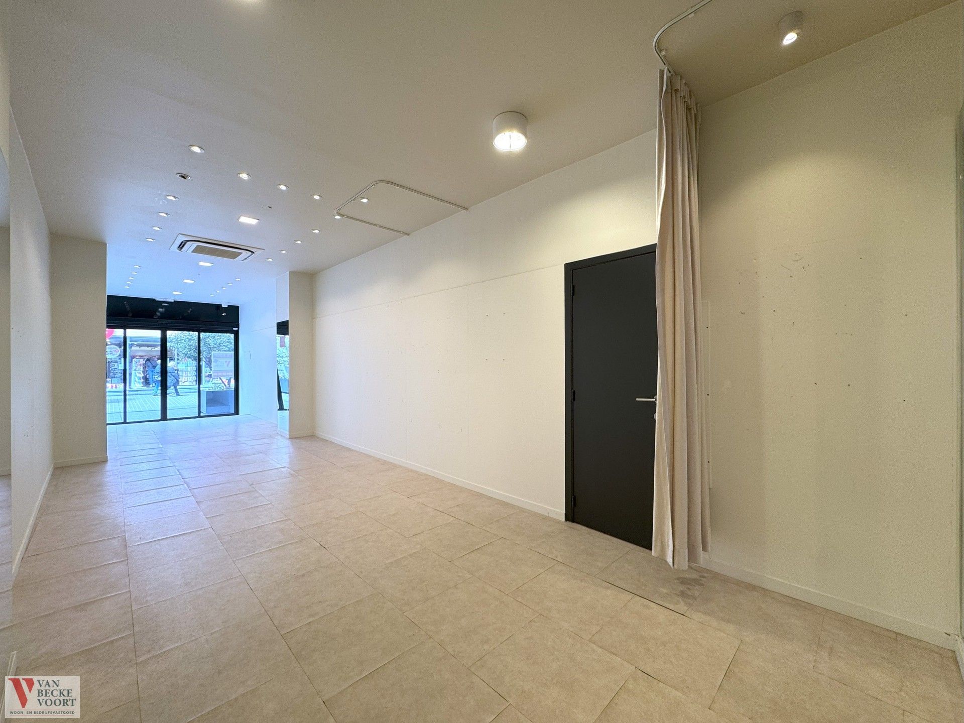 Handelspand 70 m² foto 4