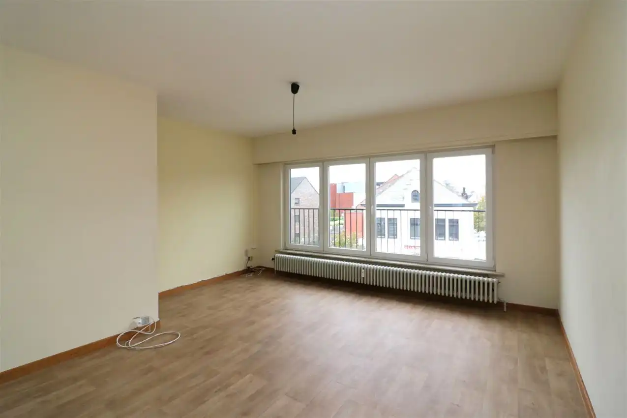 Opbrengsteigendom (handel & 4 app) op toplocatie foto 92