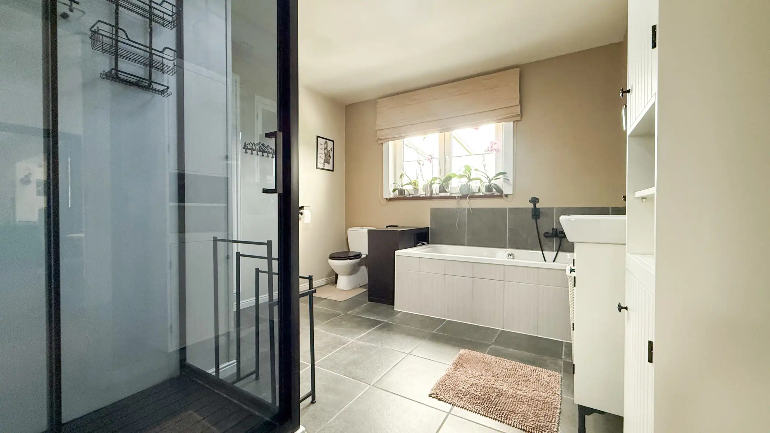 Landelijke woning met 6 slpks op perceel van 36a 70ca! foto 17