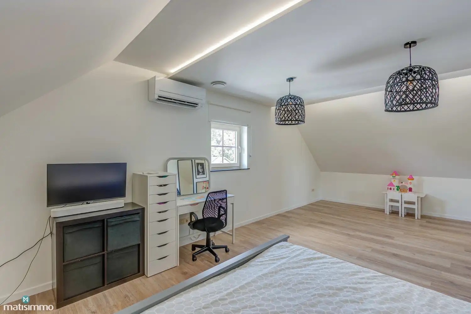 SUPER ENERGIEZUINIGE EENGEZINSWONING (A+ ENERGIELABEL) MET 4 SLAAPKAMERS, CARPORT/TUINHUIS EN RUIME TUIN (12A 33CA) IN WALTWILDER foto 27
