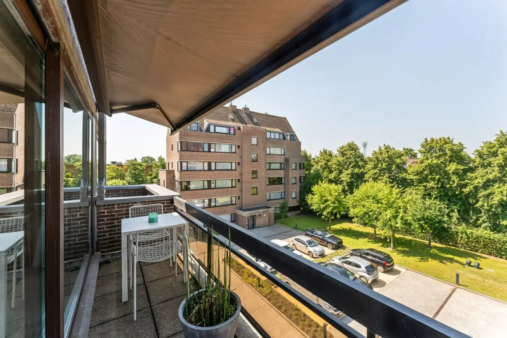 Lichtrijk en instapklaar appartement met garage te Kristus-Koning foto 9
