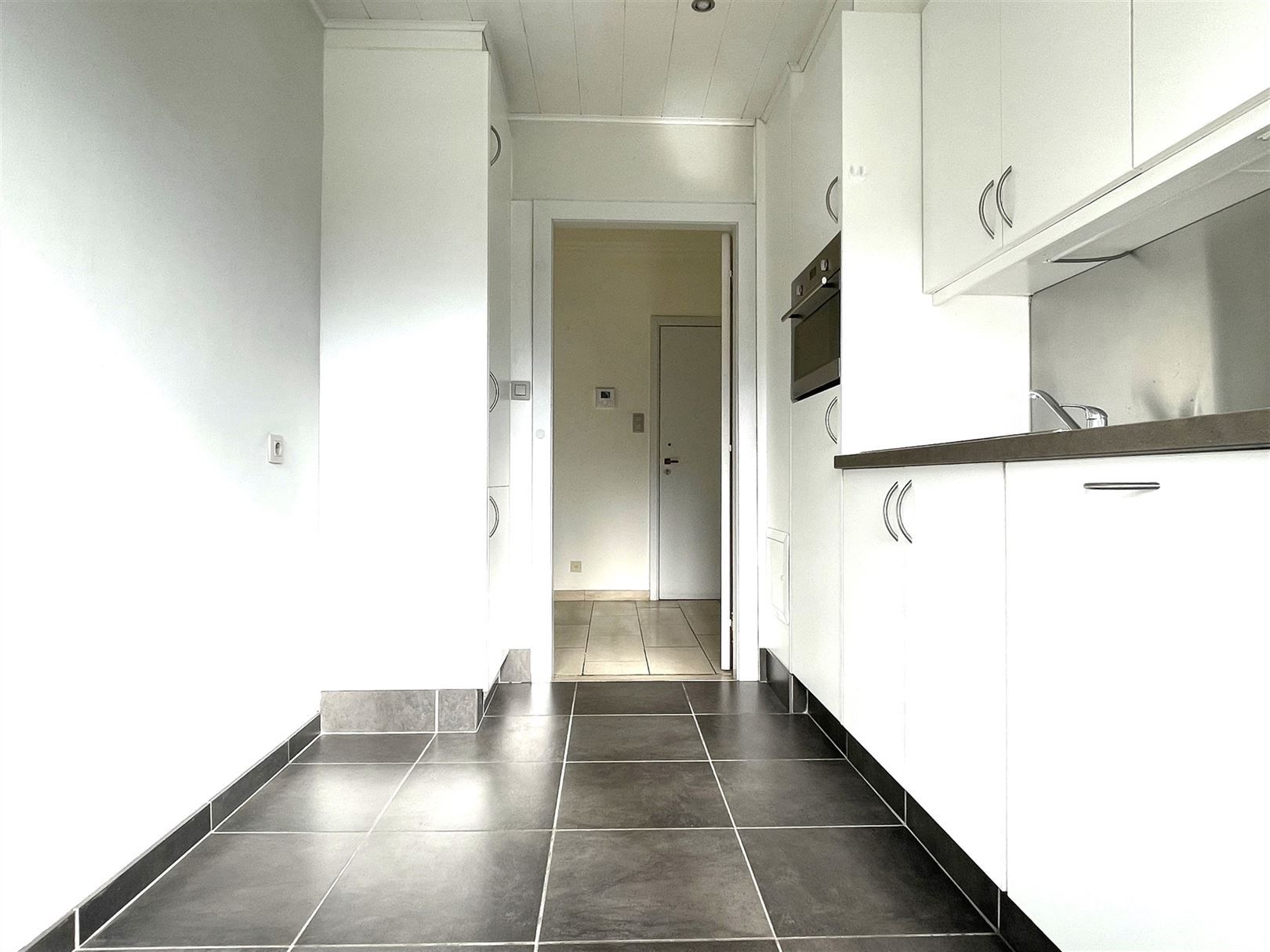 Gezellig appartement met garage en kelderberging foto 6